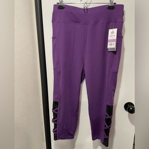 PopFit Calf-Length (crops) leggings. 2XL. NWT.